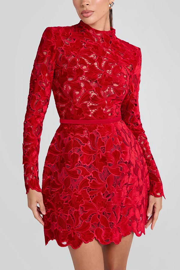Elora™ | Vestido Corto Elegante de Encaje Bordado con Falda Tulipán